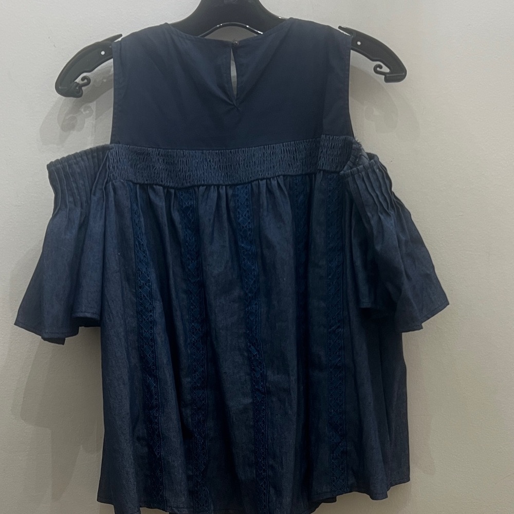 Elegant Navy Off-Shoulder Blouse - Picture 4 of 5